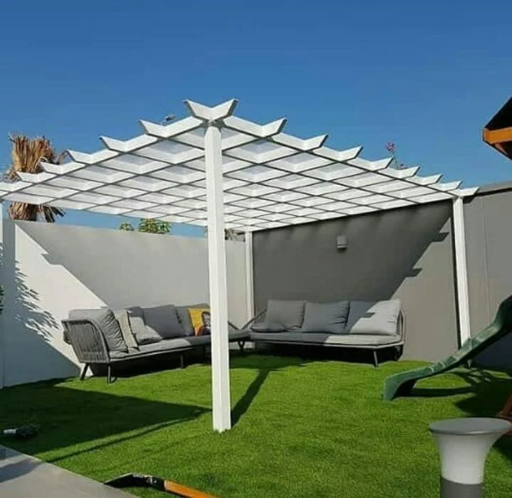مظلات وسواتر الجنوب