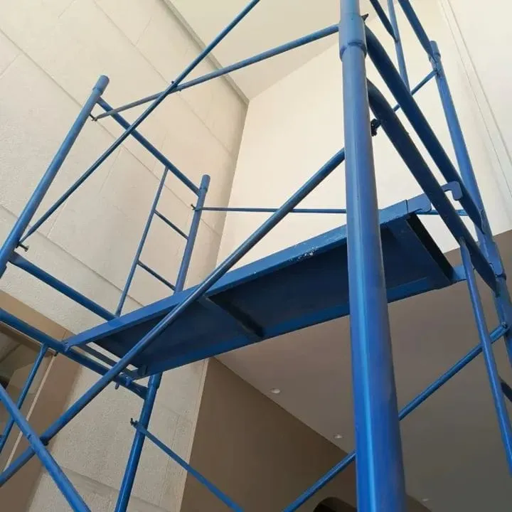 سقالات متنقلة وبرجية