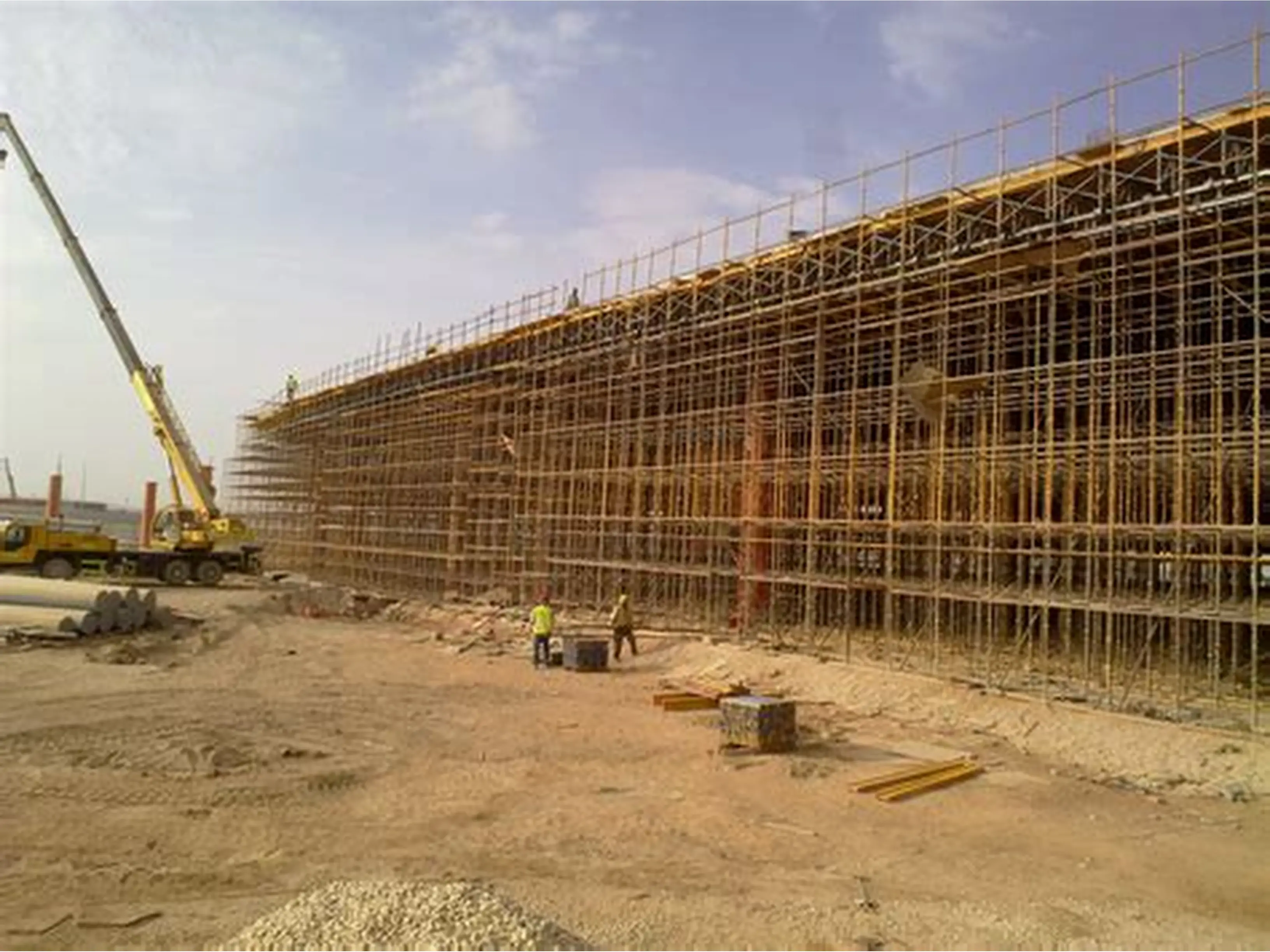 سقالات خشبية للمشاريع المتوسطة